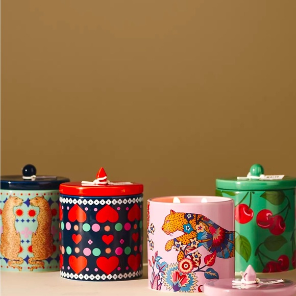 Maeve by Anthropology, Floral Jasmine Blossom ceramic candle. - Picture 1 of 4